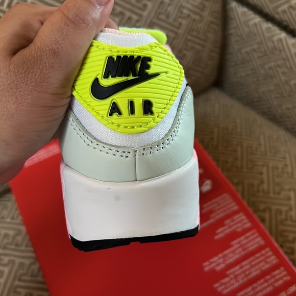 Nike Women’s Air Max 90 “Easter” - Picture 9 of 10